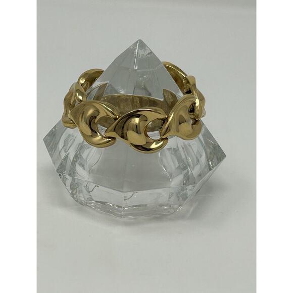 Monet Chunky Gold Tone Bracelet - Picture 4 of 11